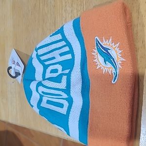 NFL MIAMI DOLPINS HAT! Fins up!